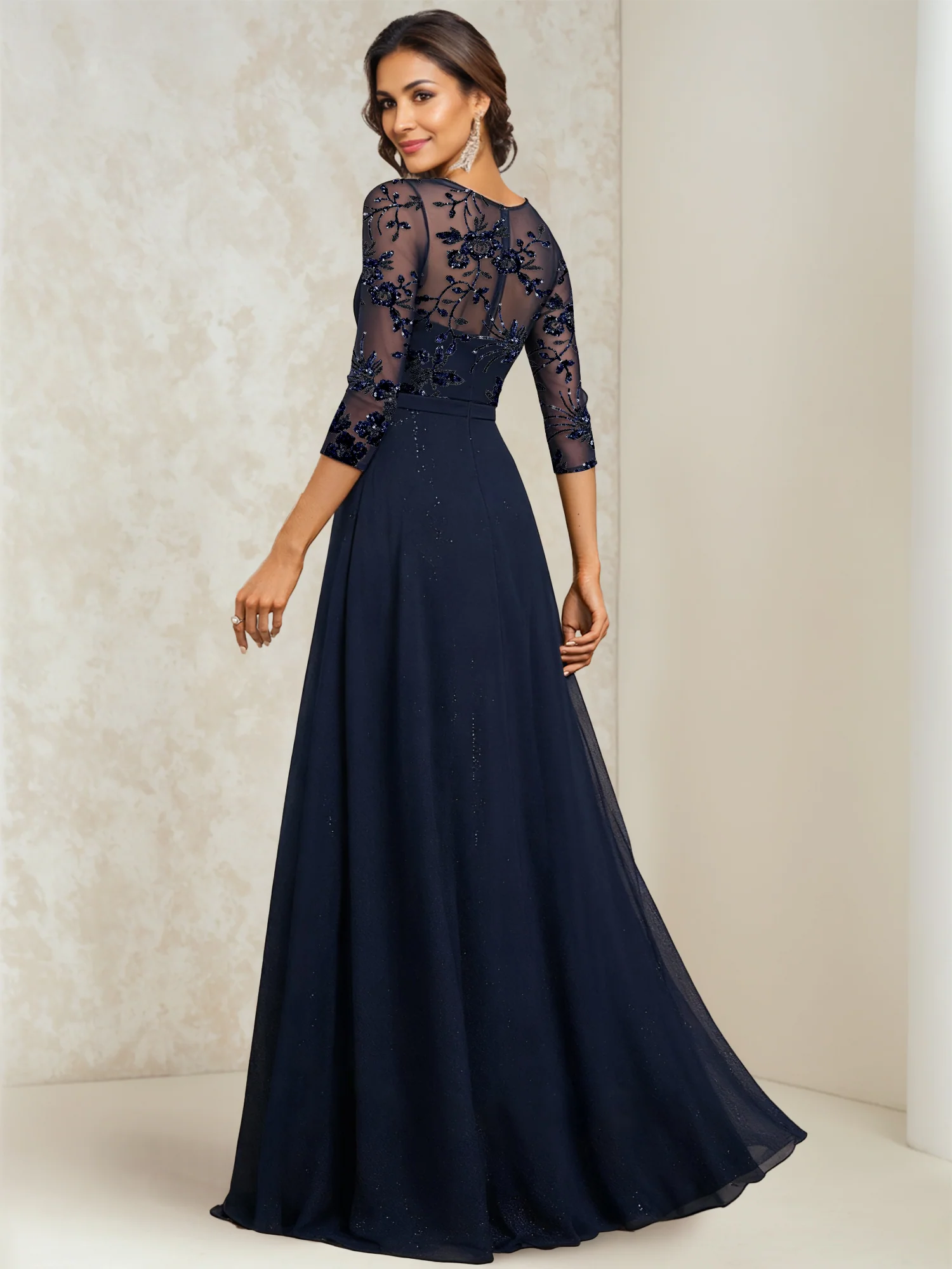 A-Line/Princess Scoop Lace Sequins Mother of the Bride Dresses Illusion - QUGEX