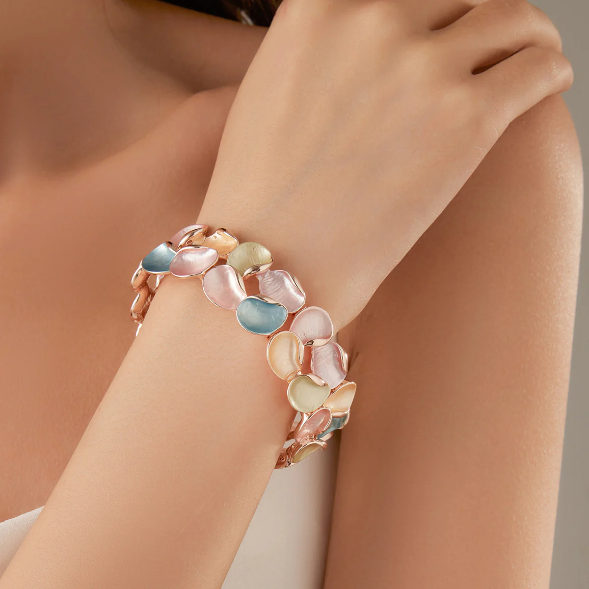 Stylish Sweet Double Rows Colorful Art Petal Stretch Bracelet - QUGEX