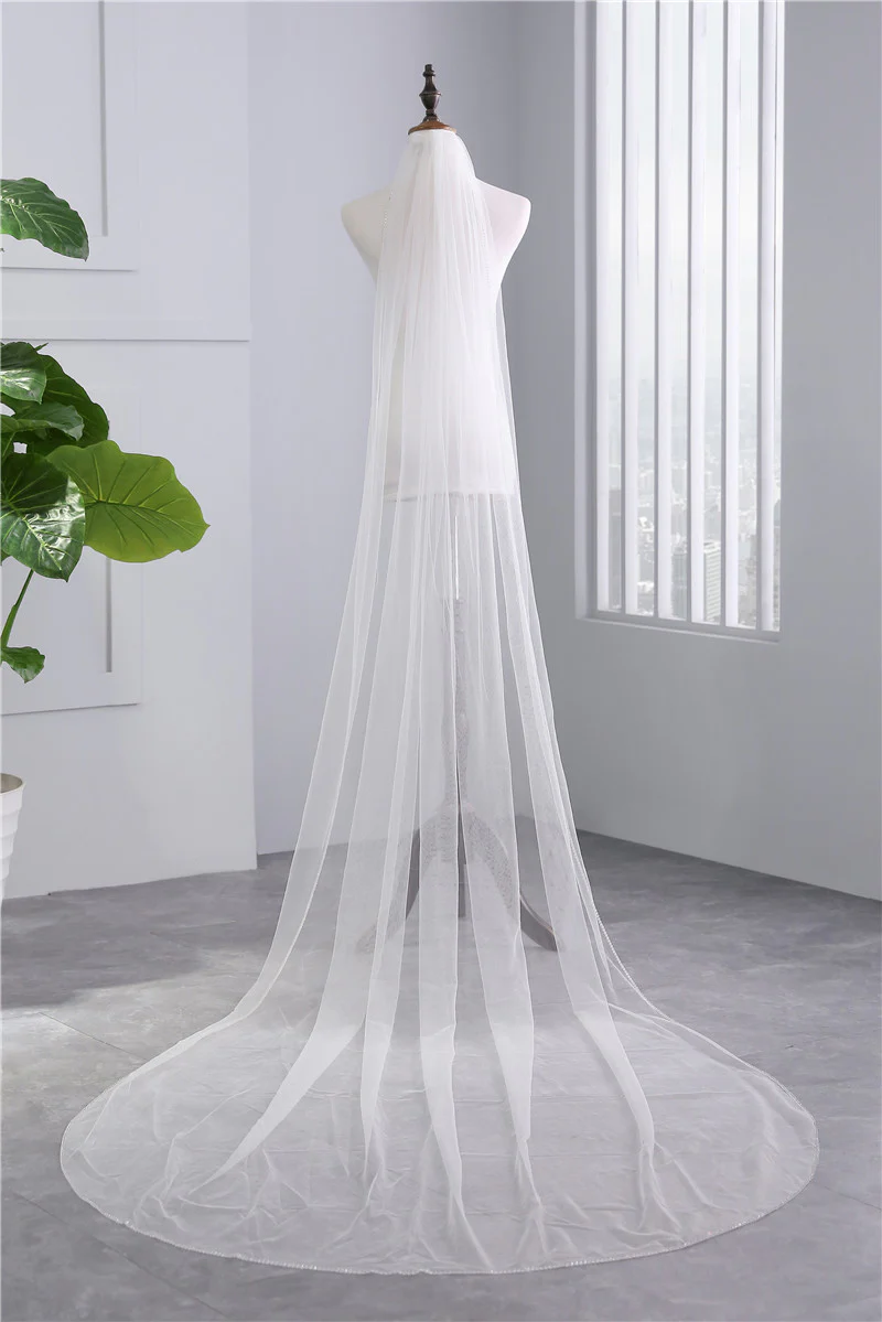 One-tier Classic Wedding Veil with Beading - QUGEX