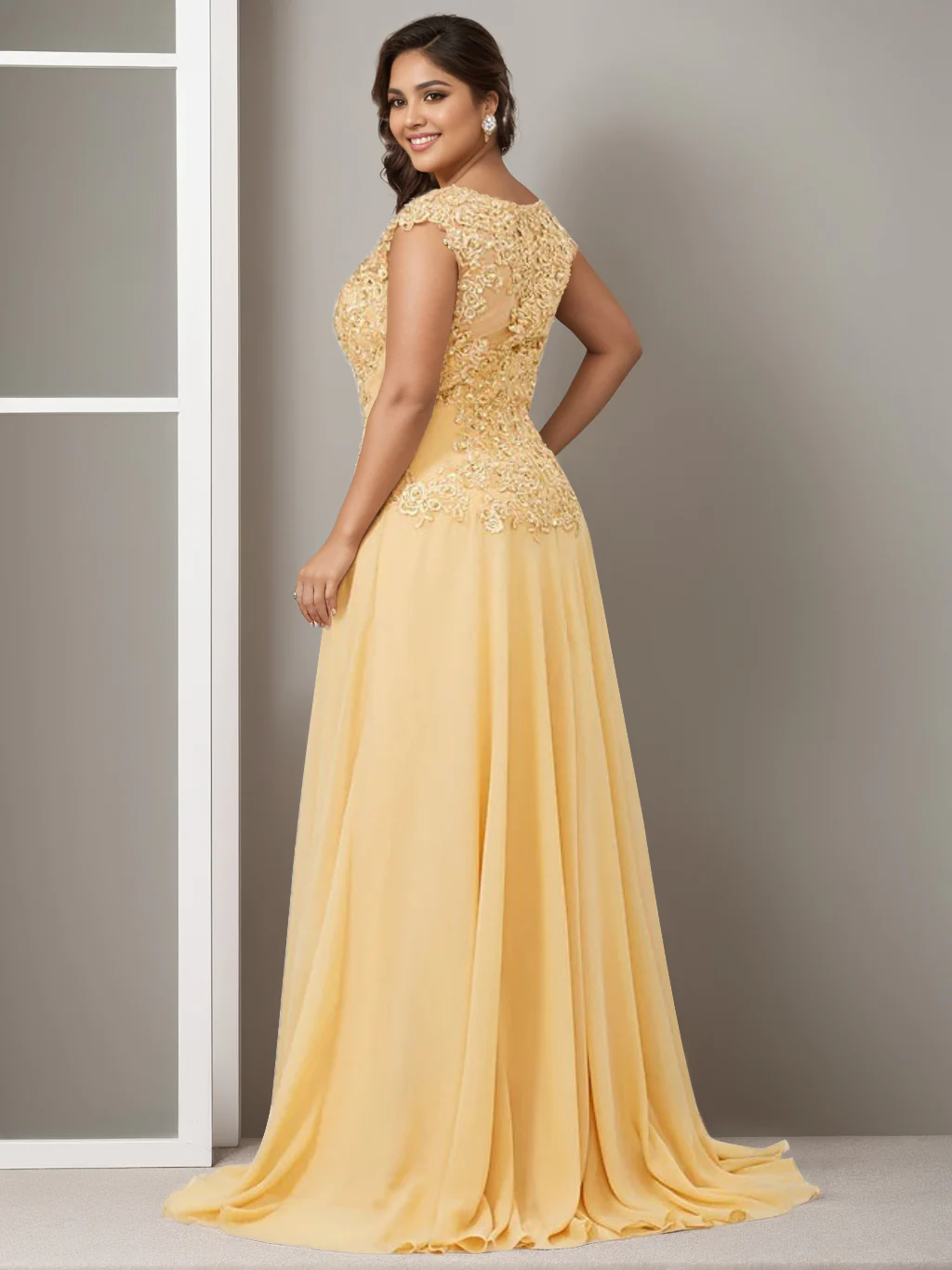A-Line/Princess Jewel Neck Sleeveless Floor-Length Elegant Plus Size Mother of the Bride Dresses with Beading Appliques - QUGEX