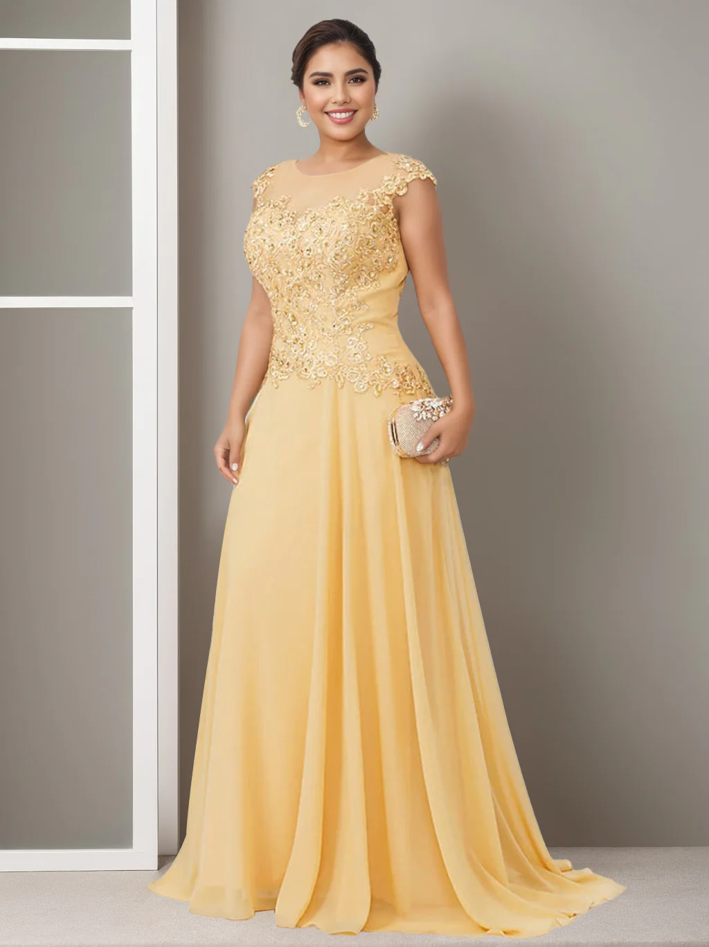 A-Line/Princess Jewel Neck Sleeveless Floor-Length Elegant Plus Size Mother of the Bride Dresses with Beading Appliques - QUGEX
