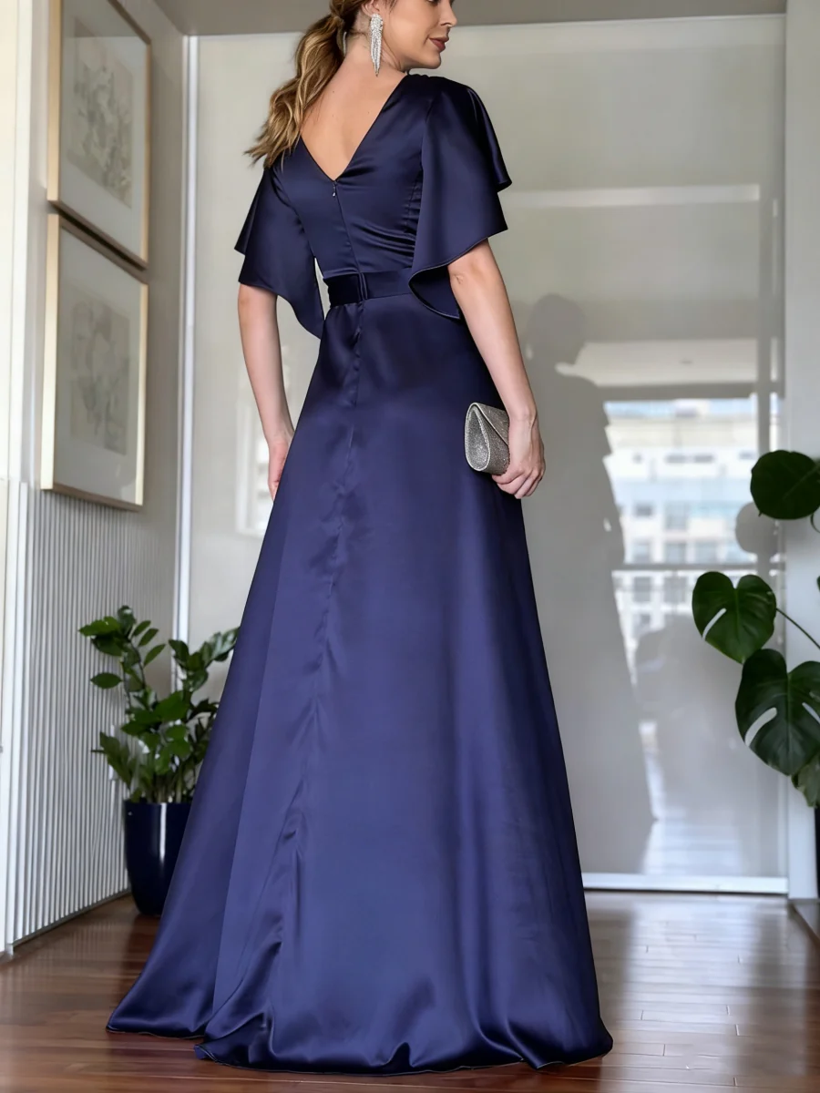 A-Line/Princess Sweetheart Short Sleeves Mother of the Bride Dresses Floor-Length Pleated Silk Satin - QUGEX