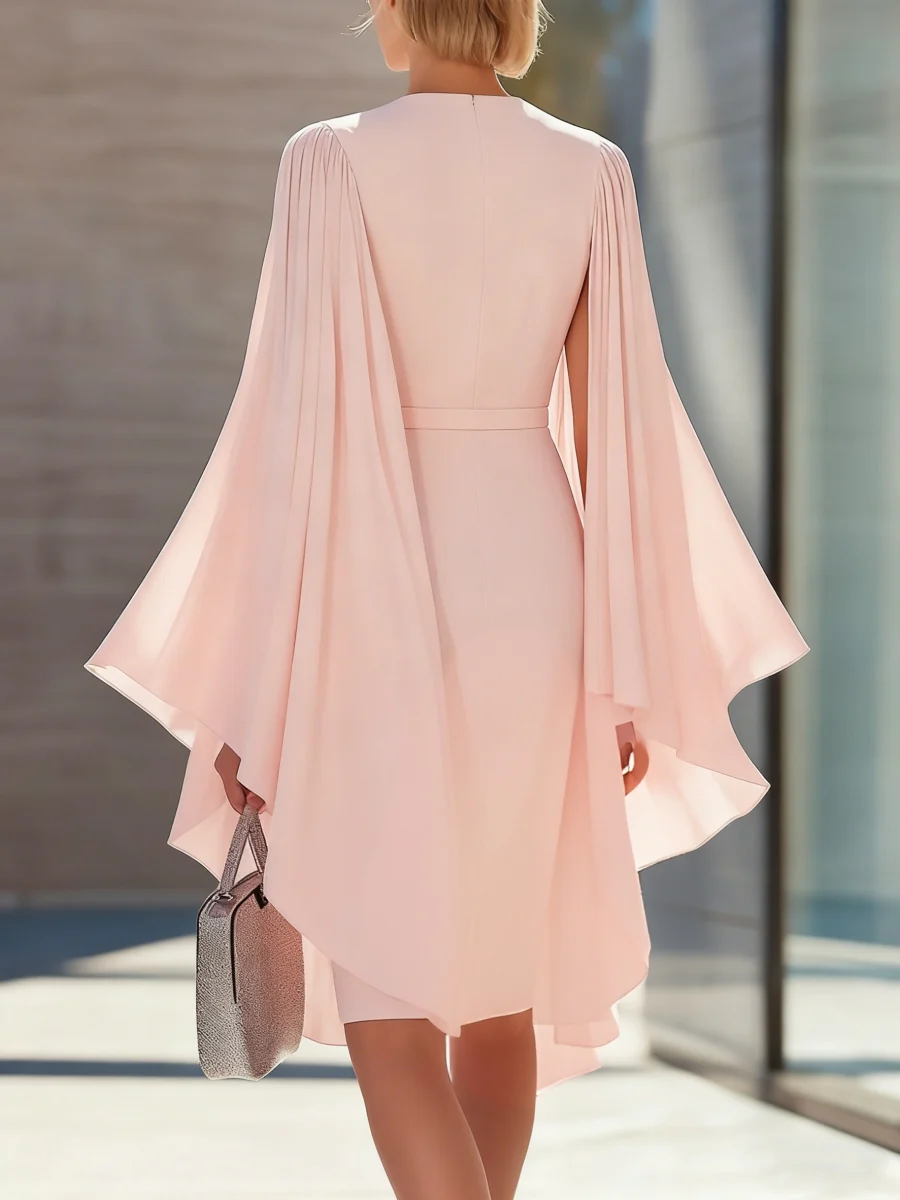 Sheath/Column V-Neck Chiffon Mother of the Bride Dresses Knee-Length Cape Sleeves Cocktail Dress - QUGEX