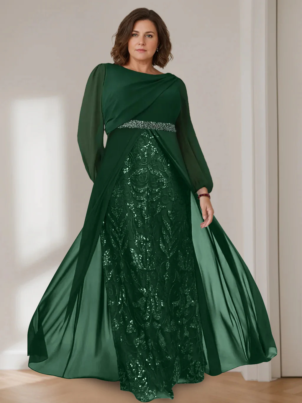 A-Line/Princess Scoop Long Sleeves Floor-Length Plus Size Mother of the Bride Dresses with Sequins - QUGEX