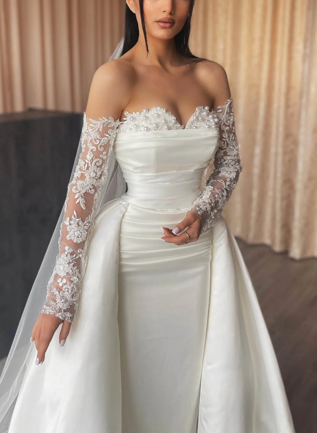 Sheath/Column Off-the-Shoulder Floor-length Lace Wedding Dress - QUGEX