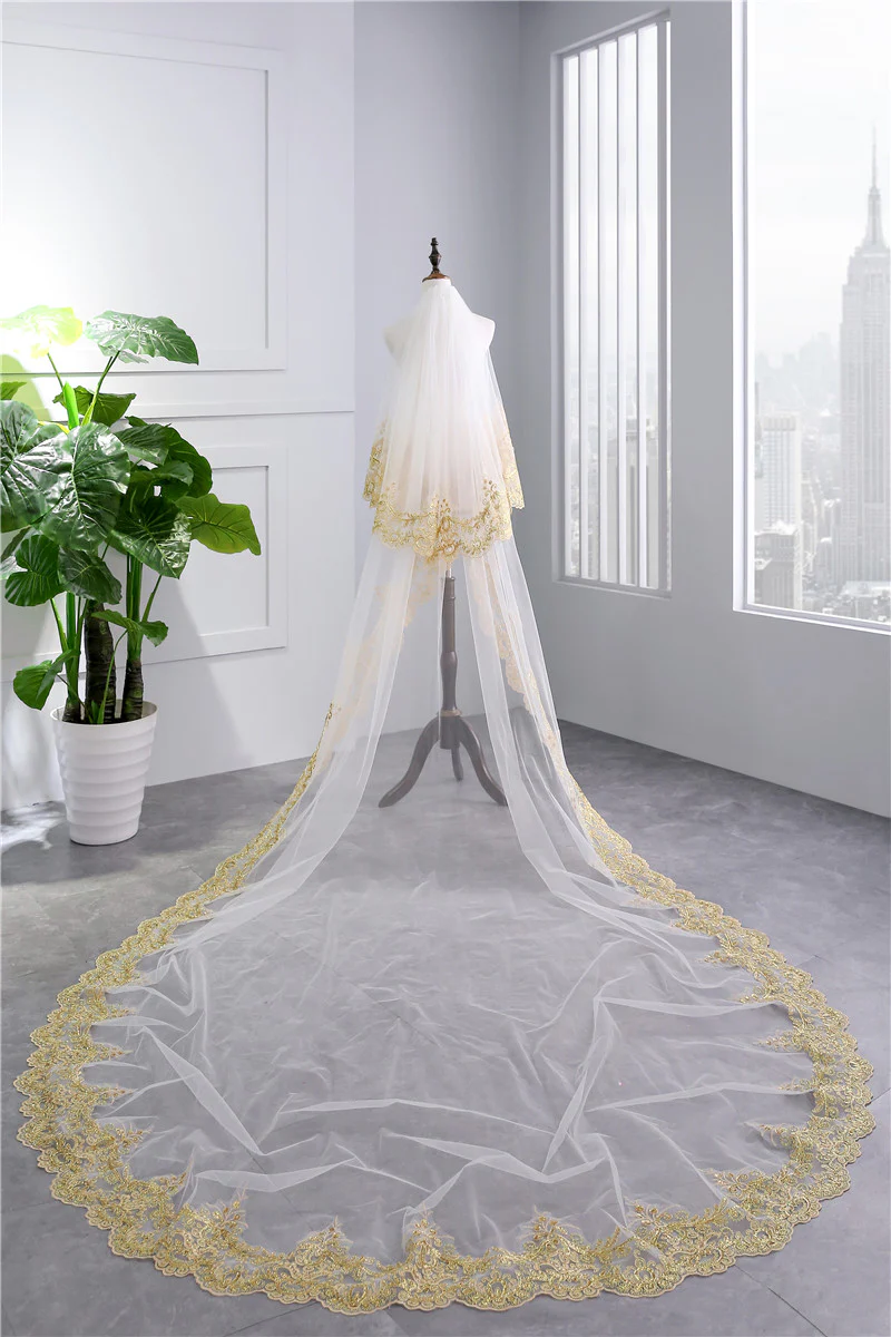 Two-tier Luxurious  Wedding Veil with Golden Lace - QUGEX