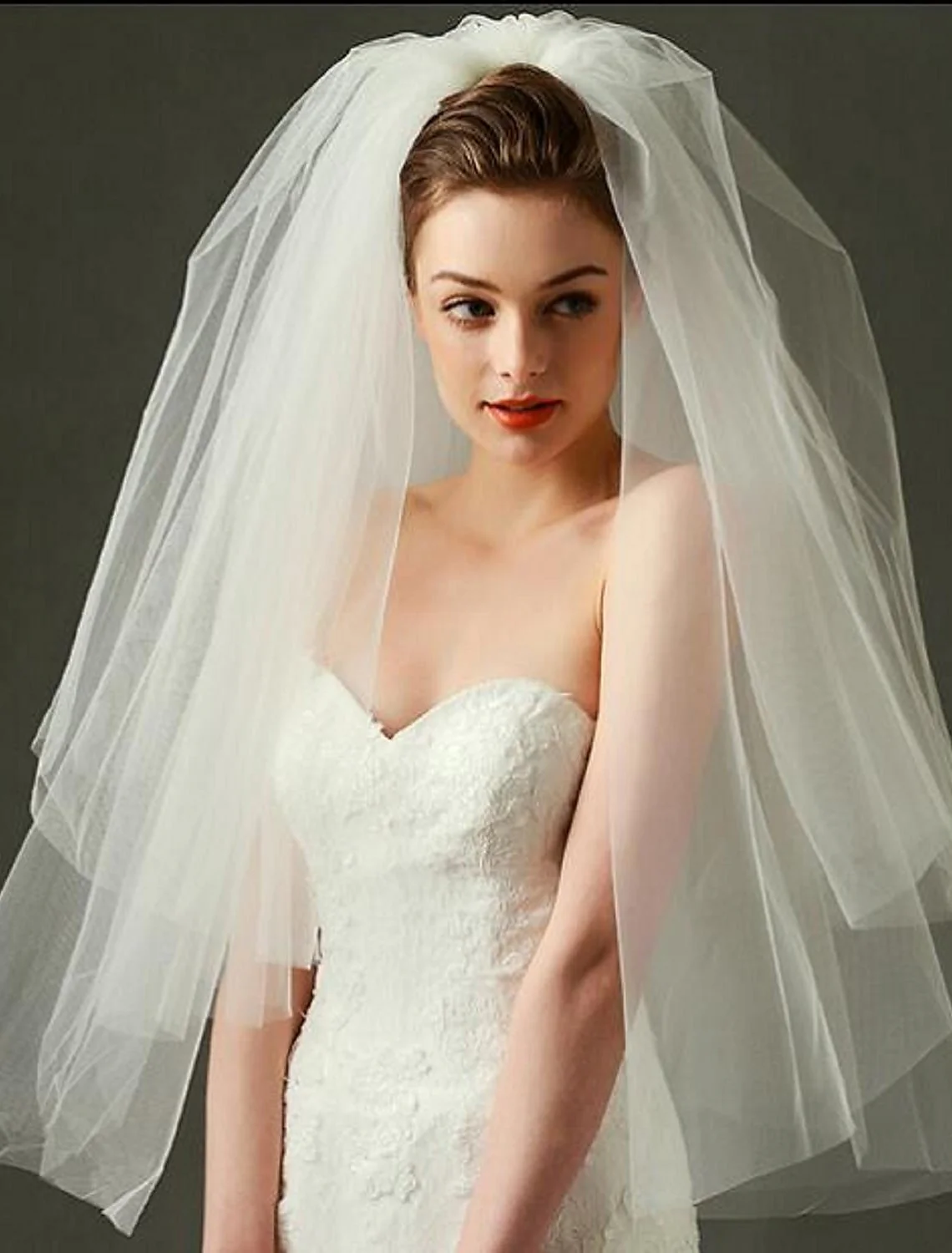 Two-tier Cut Edge / Wedding Veil Blusher Veils / Elbow Veils / Fingertip Veils with Tulle - QUGEX