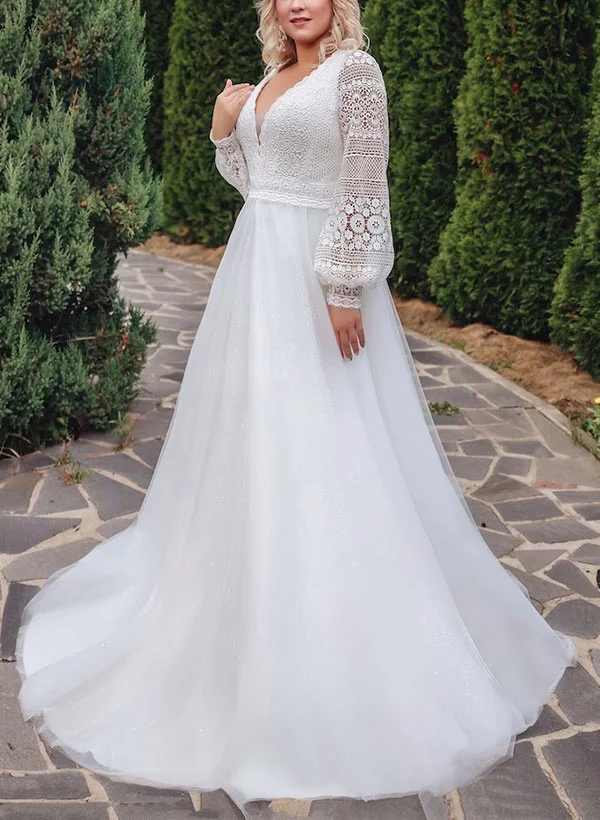A-Line/Princess V-Neck Plus Size Lace Wedding Dress with Applique - QUGEX