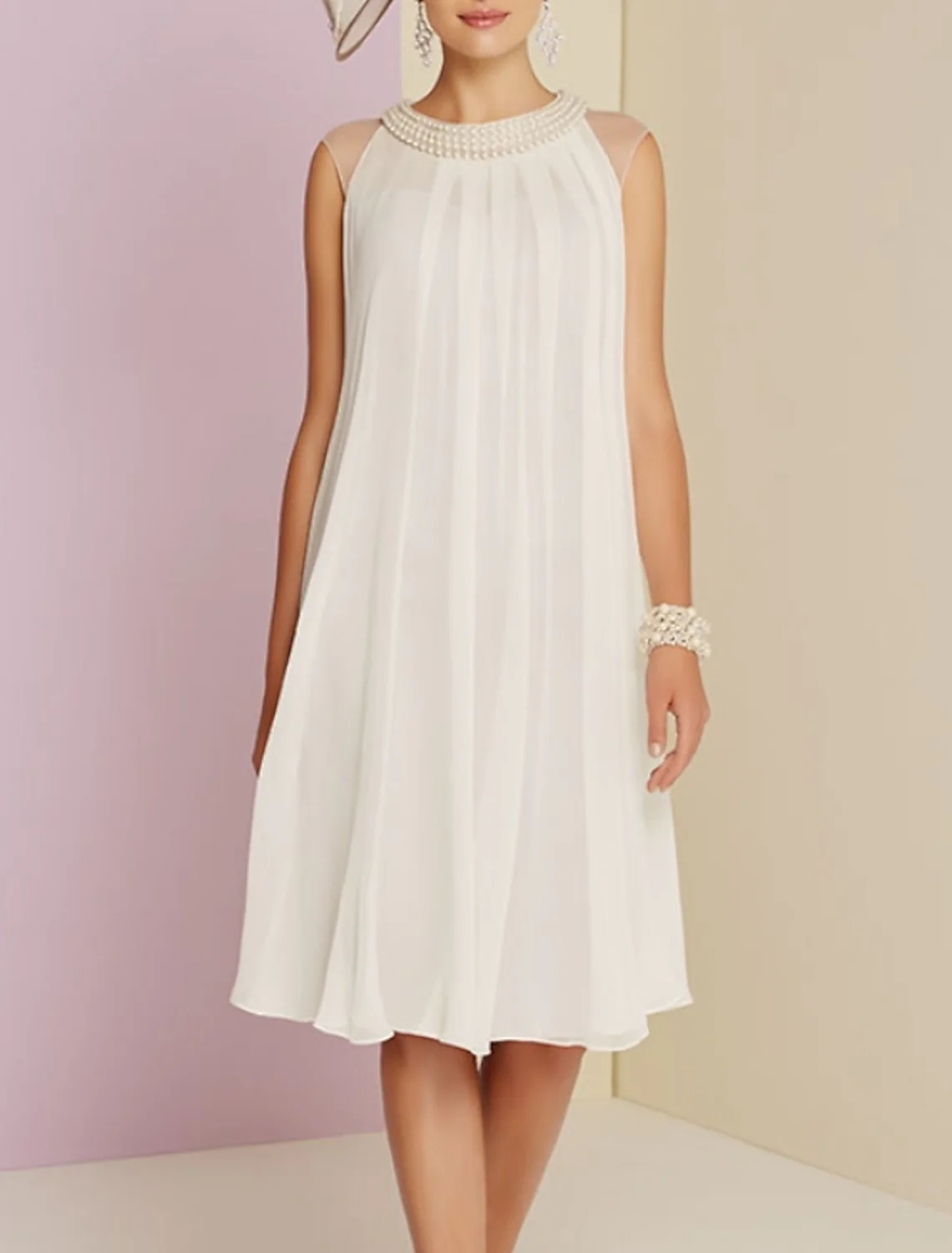 Sheath/Column Wedding Guest  Chiffon Jewel Neck Cocktail Dress Sleeveless Knee-Length With Beading - QUGEX