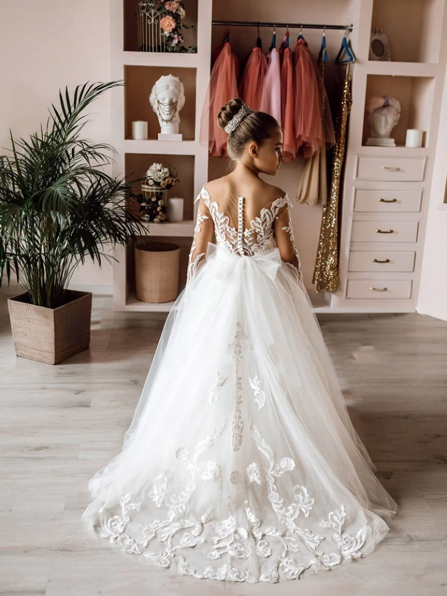 Ball-Gown Long Sleeves White Tulle Flower Girl Dresses with Lace Appliques - QUGEX
