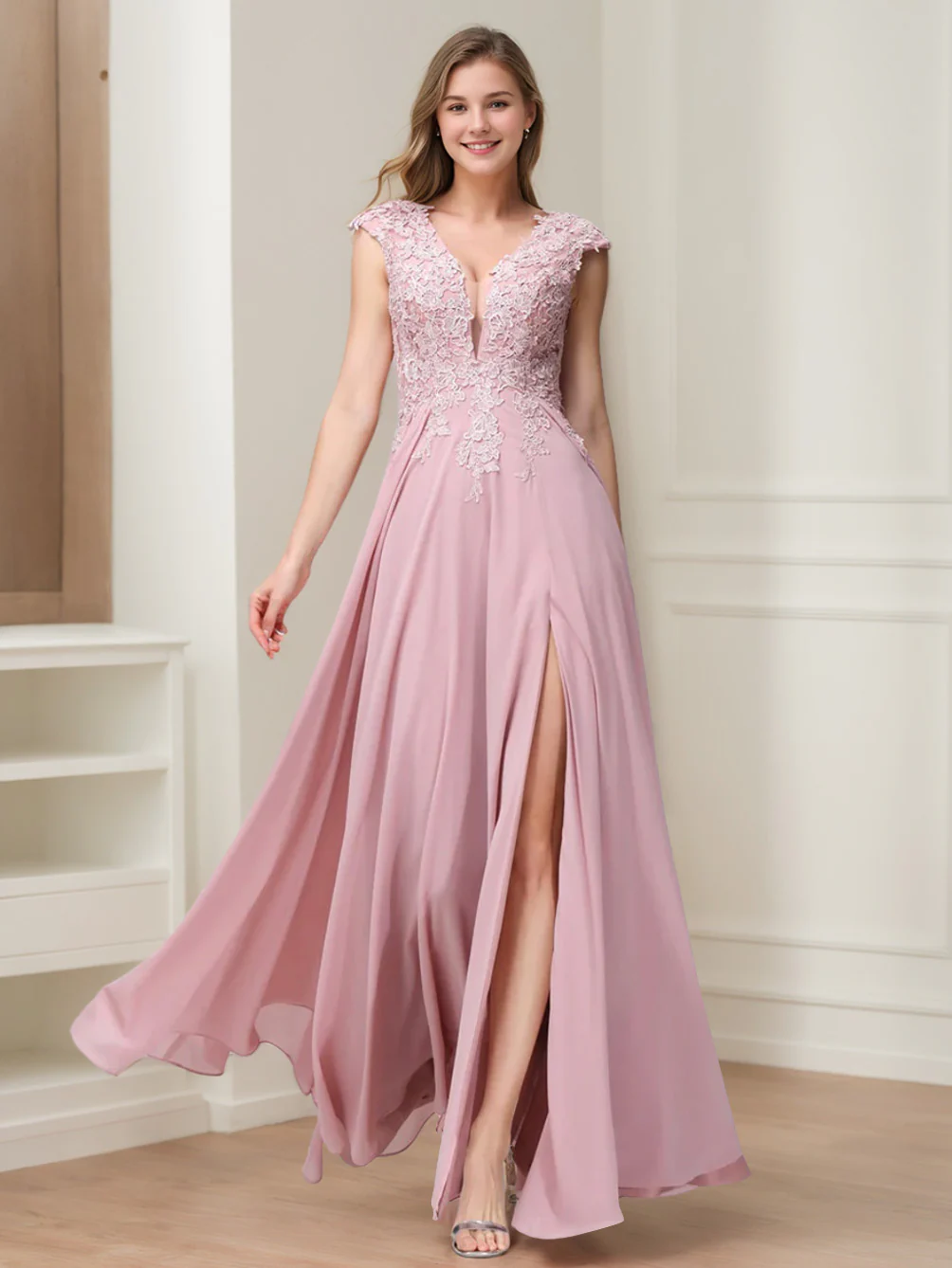 A-Line/Princess V-Neck Sleeveless Chiffon LongBridemaid Dresses With Applique Split Side - QUGEX