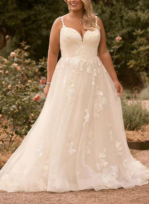 A-Line/Princess Spaghetti Straps V-Neck Plus Size Lace Wedding Dress with Applique - QUGEX