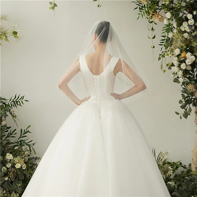 One-tier Pearl Wedding Veils Elbow Veils with Faux Pearl - QUGEX