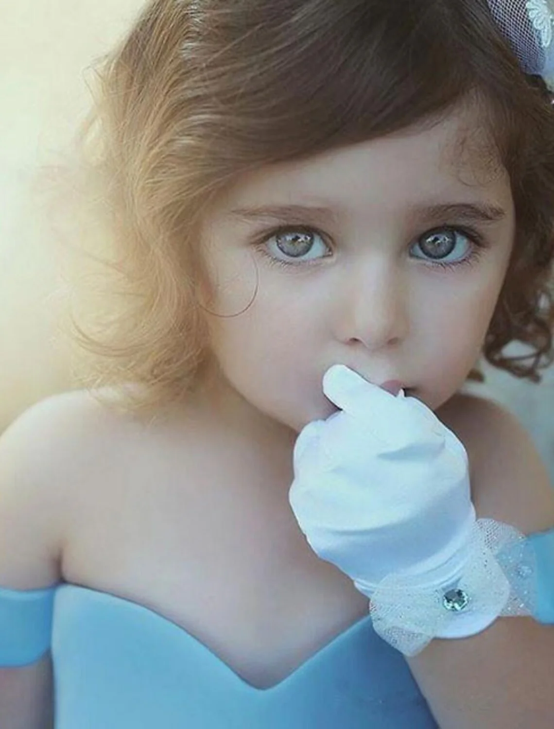 A-Line/Princess Off-the-Shoulder Satin Little Girl Dresses with Bowknot - QUGEX