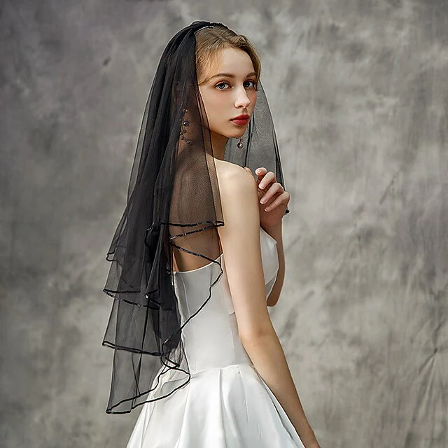 Two-tier Stylish / Classic & Timeless Wedding Veil Elbow Veils with Flower Comb / Pure Color Tulle - QUGEX