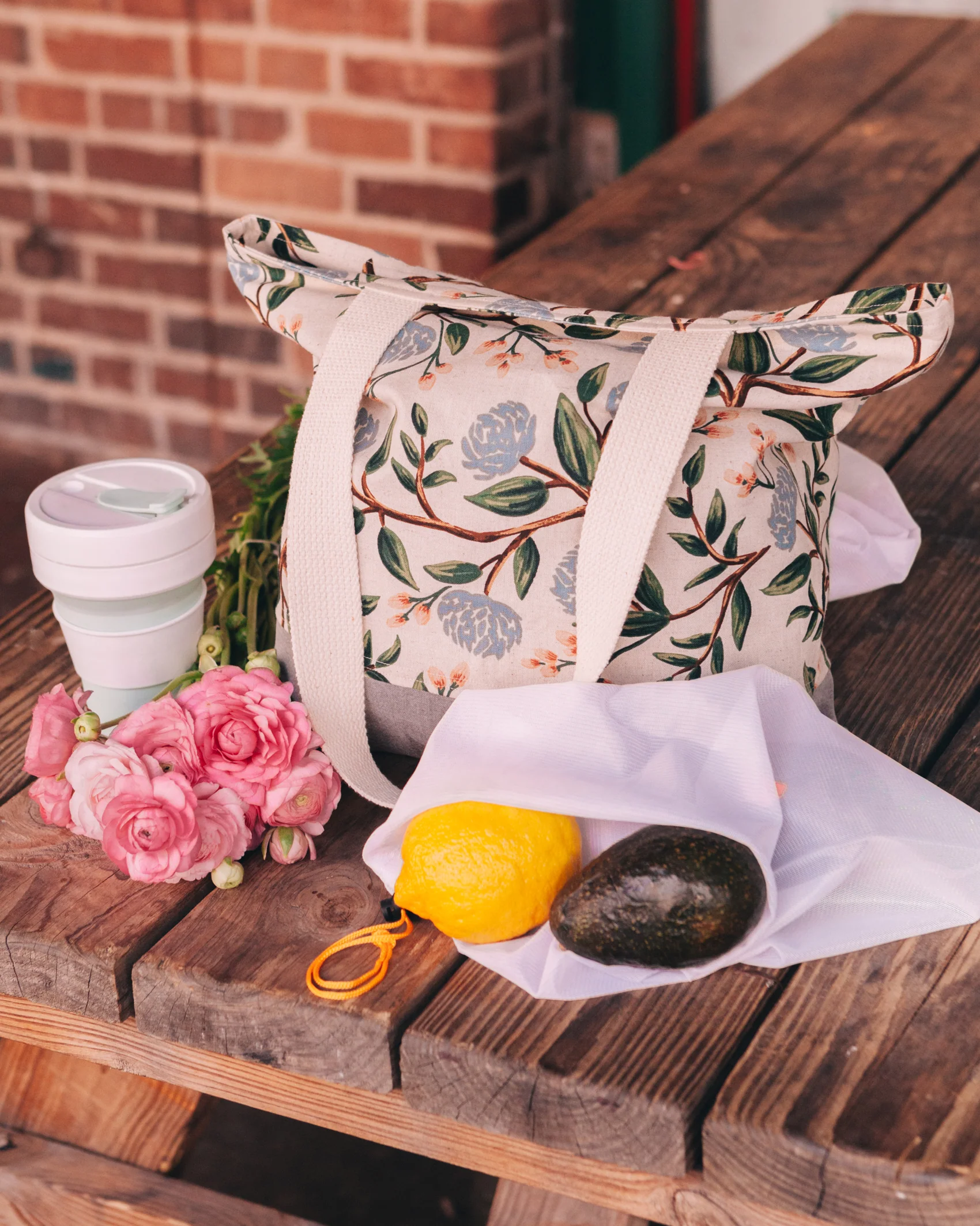 Tote Bag with Interior Pocket