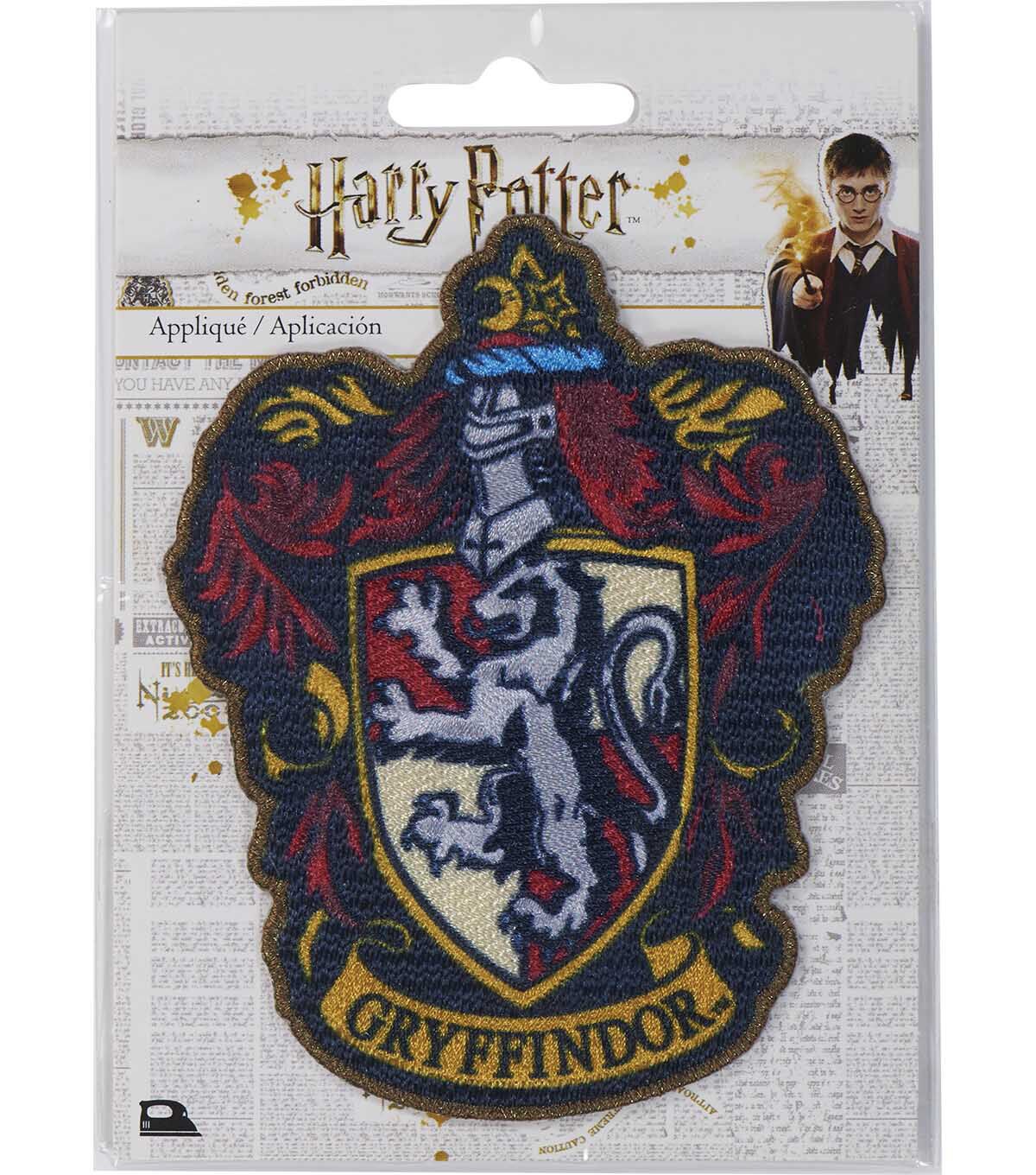Warner Brothers 3.5 x 4 Harry Potter Gryffindor Crest Iron On Patch