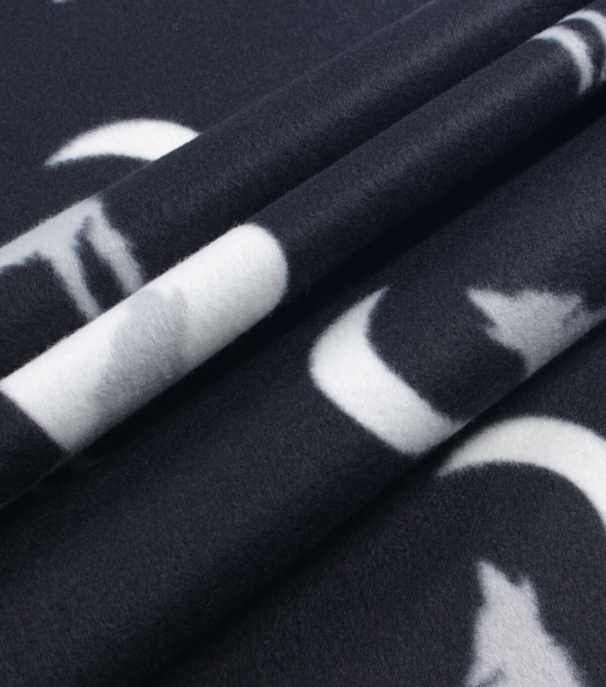 Wolves Blizzard Prints Fleece Fabric